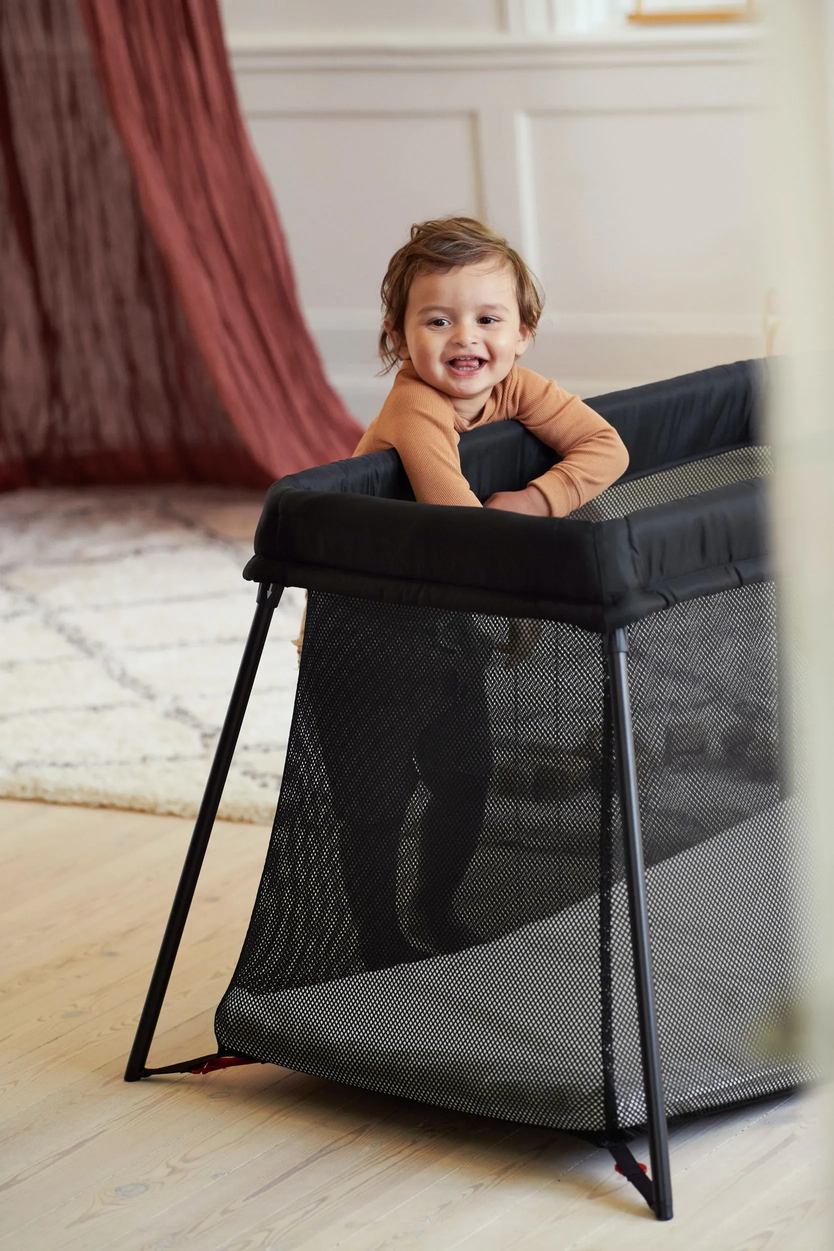 BabyBjörn Travel Cot Light