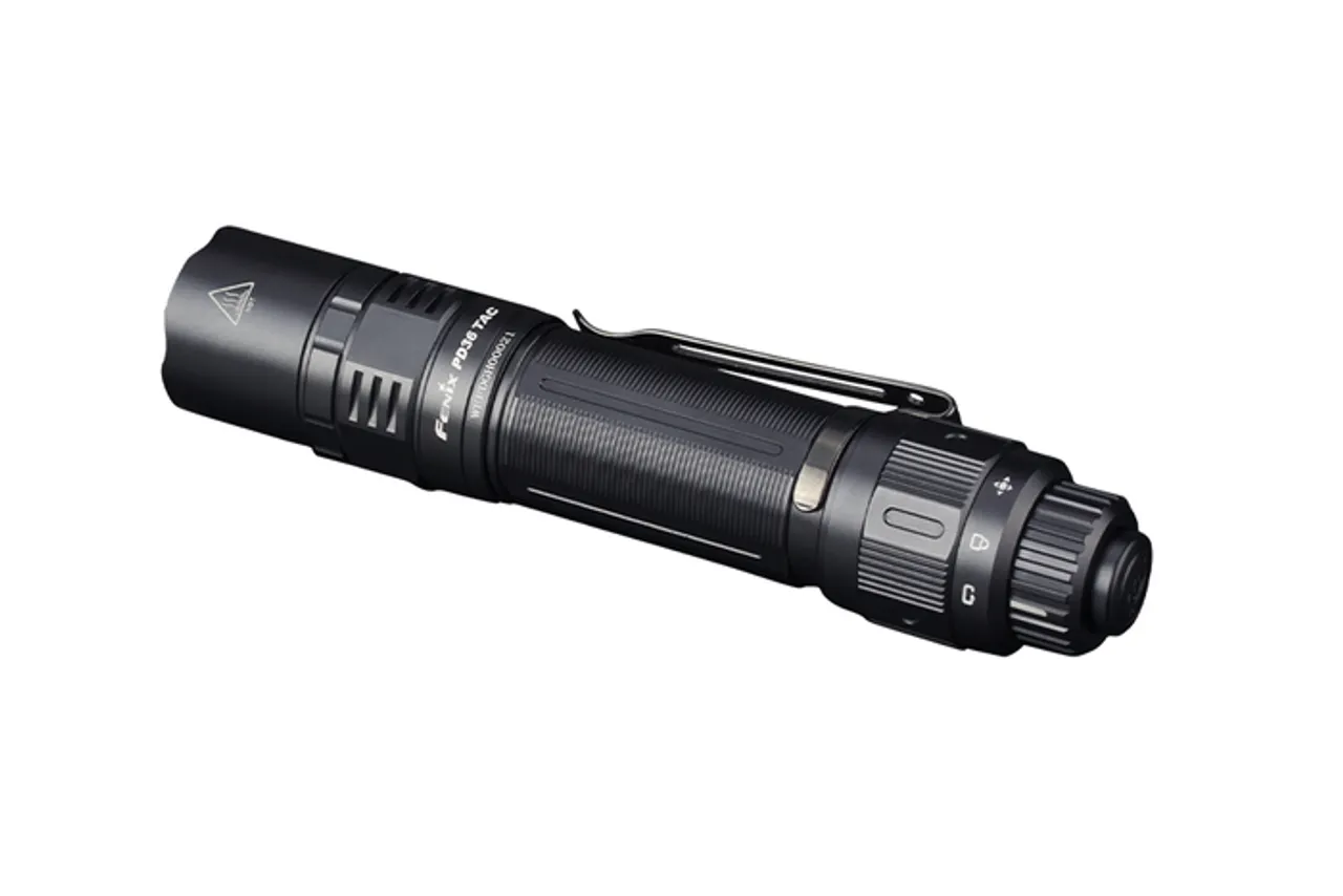 Fenix PD36 TAC 3000 Lumen Tactical Flashlight 1 * 21700 USB-C Rechargeable Battery Included