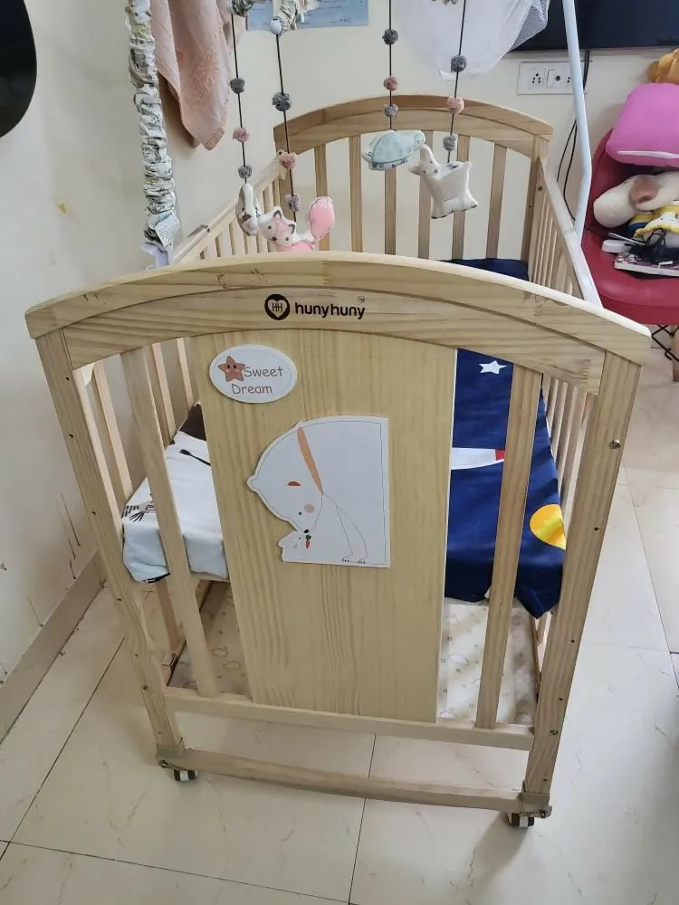 HUNYHUNY Multifunctional Square End Baby Crib/Cot