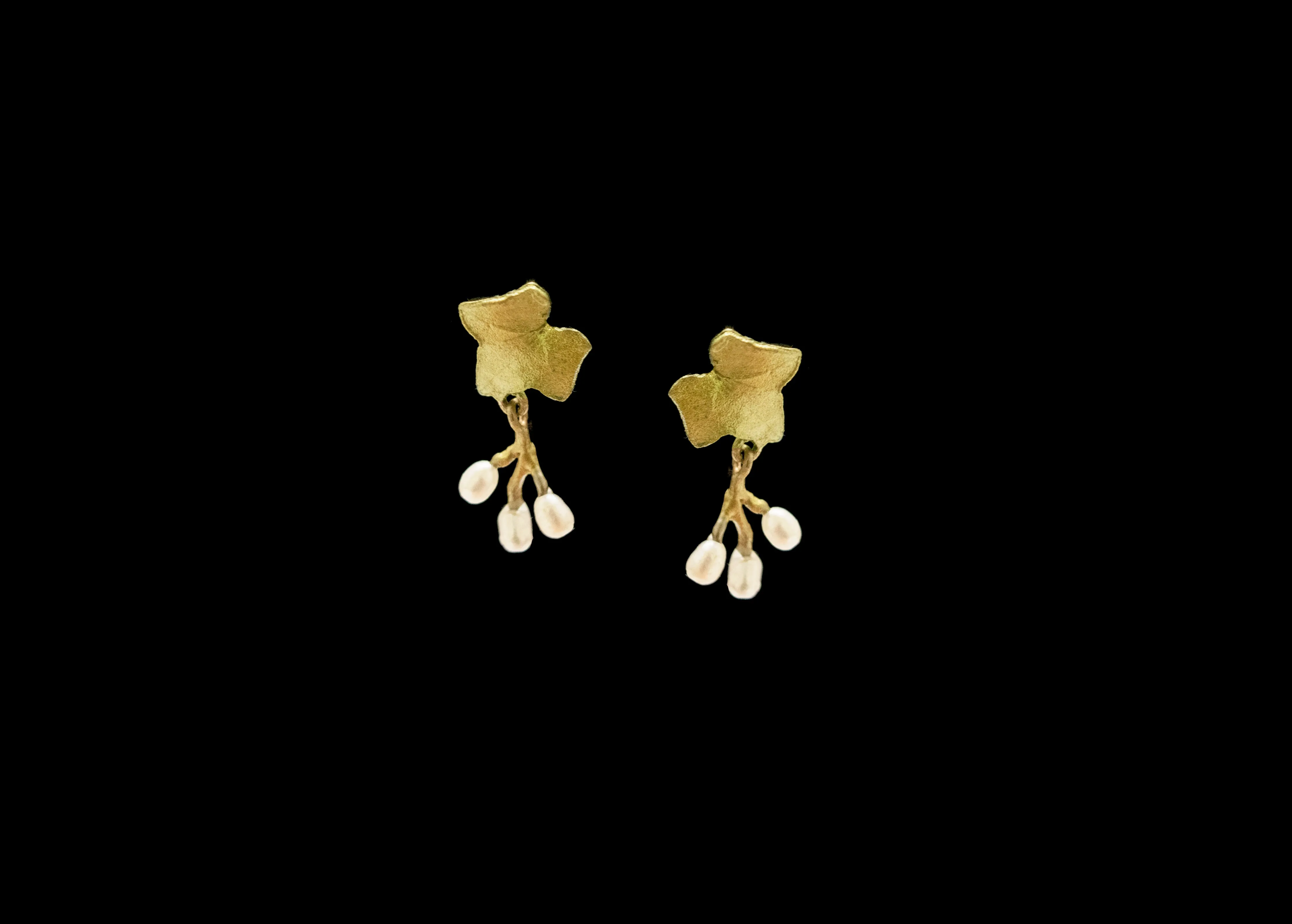 Ivy Post Earrings