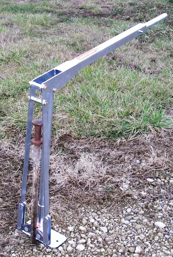 JackJaw® 402 Tent Stake Puller