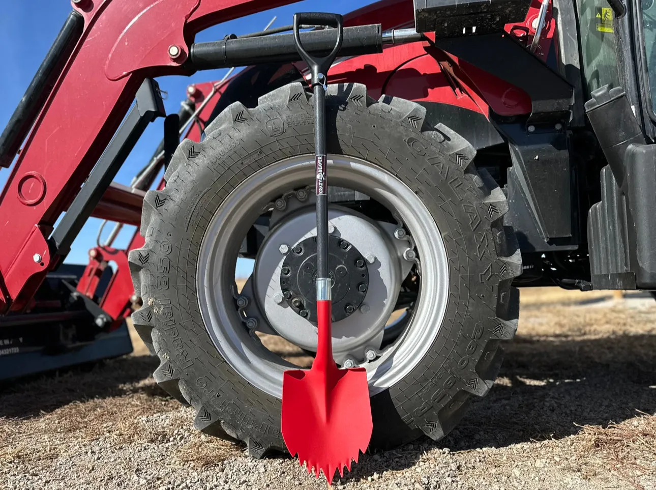 Krazy Beaver Shovel XL (Red Textured Head / Black Handle)